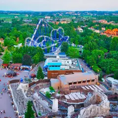 Gardaland: Guida Completa Attrazioni 2025 (Novità e Consigli)