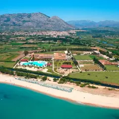 Club Hotel Marina Beach: Guida Completa e Offerte Vacanze