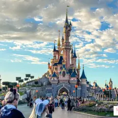 Disneyland Paris 2025: Guida Attrazioni & Itinerari