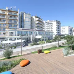 Hotel Savoia Rimini: Lusso, SPA e Vista Mare | Prenota Ora
