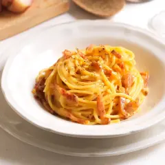 Primo Piatto: Tradizione vs Progresso in Cucina Italiana
