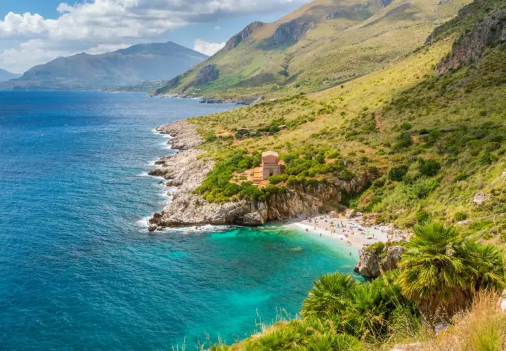 Le Spiagge più Belle della Sicilia: Guida Completa per la Tua Vacanza