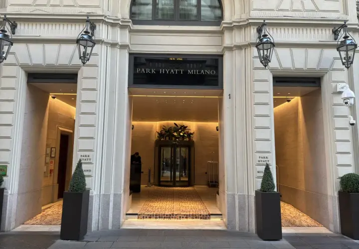 Park Hyatt Milano vs Hyatt Centric: quale scegliere? Guida completa