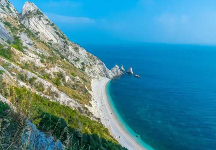 Marche: Vacanze al Mare Economiche - Guida e Località Top