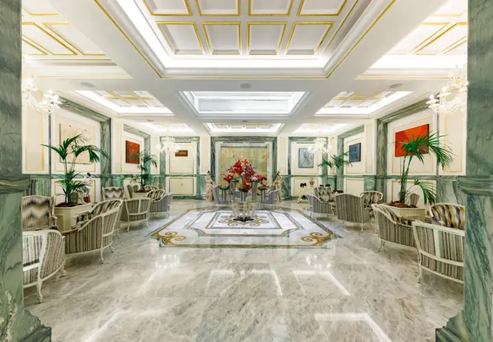 Hilton Roma: Guida alla Scelta Migliore (Lusso, Affari, Viaggio)