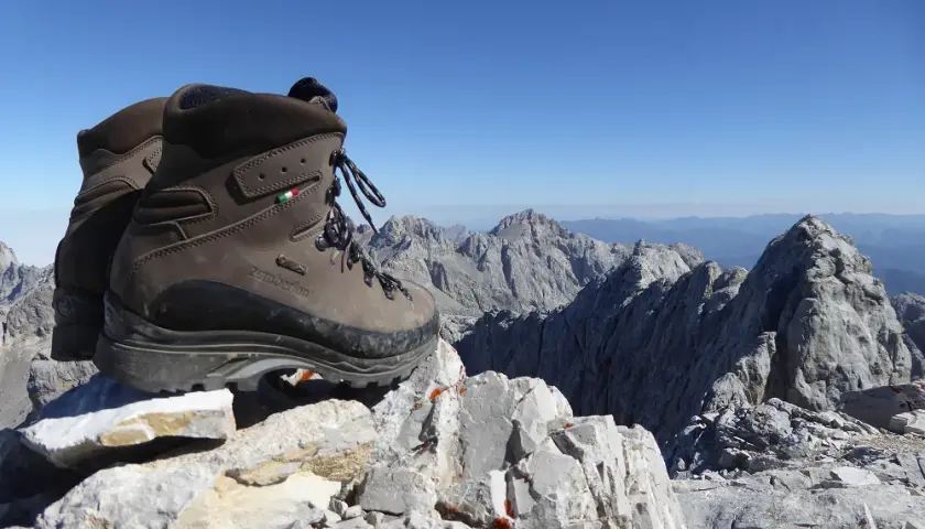 Scarponi da montagna: guida alla scelta perfetta (sicurezza e comfort)