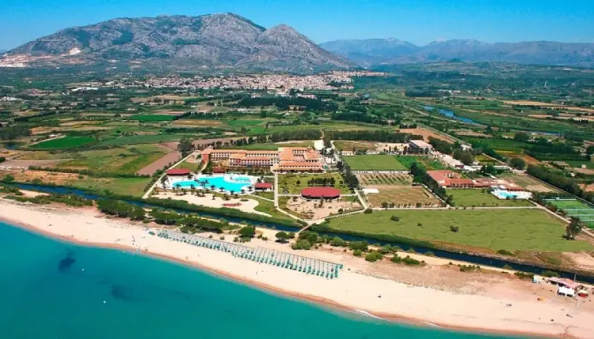 Club Hotel Marina Beach: Guida Completa e Offerte Vacanze