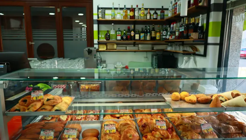 Gastronomia Siciliana: Guida ai Sapori Autentici e Piatti Imperdibili