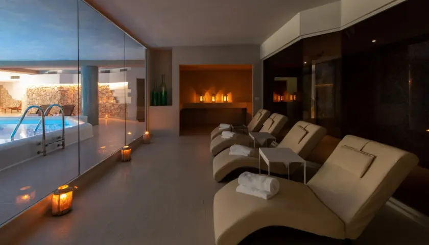 Hotel Nicolaus Bari: Scopri il lusso e i servizi per un soggiorno perfetto.