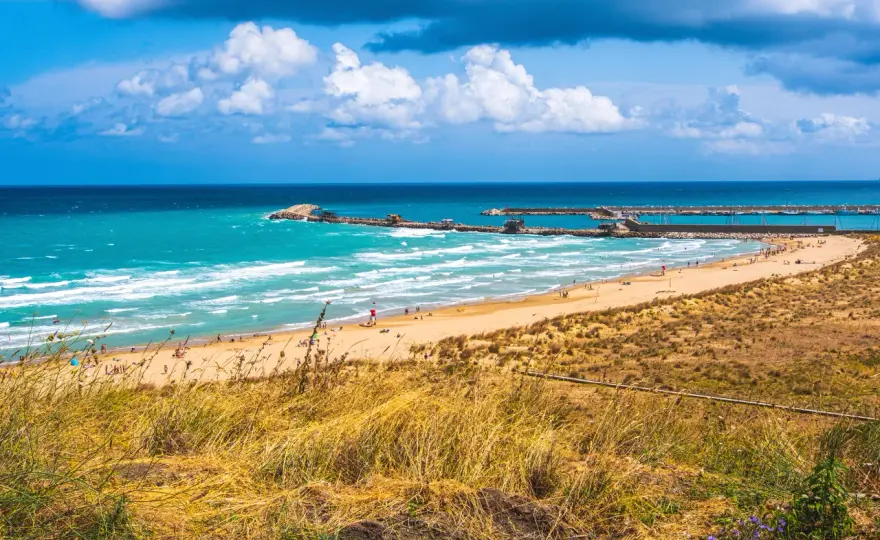 Abruzzo: Guida alle Spiagge Perfette per Te (Sabbia, Natura, Famiglie)