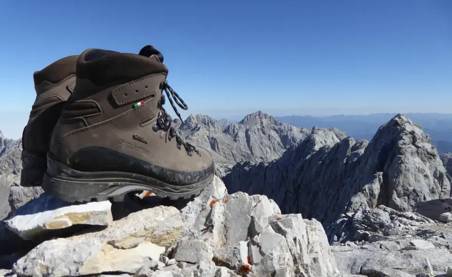 Scarponi da montagna: guida alla scelta perfetta (sicurezza e comfort)