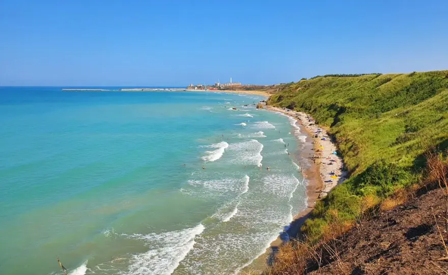 Abruzzo: Guida alle Spiagge Perfette (Sabbia, Trabocchi e Relax)