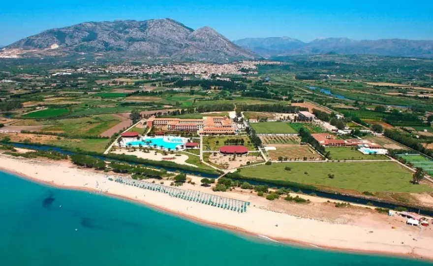 Club Hotel Marina Beach: Guida Completa e Offerte Vacanze