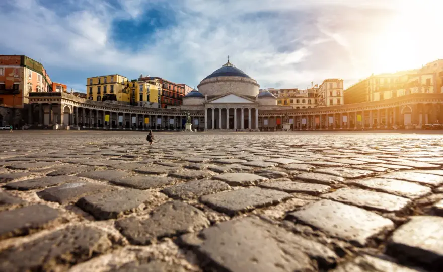 Napoli: Attrazioni, consigli e segreti per un viaggio indimenticabile