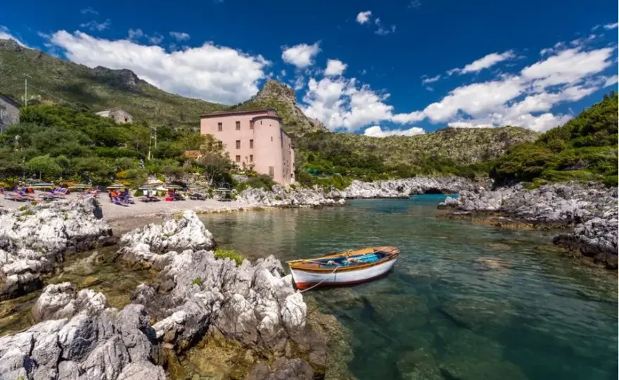 Maratea: Le Spiagge Più Belle e Calette Nascoste (Guida Completa)
