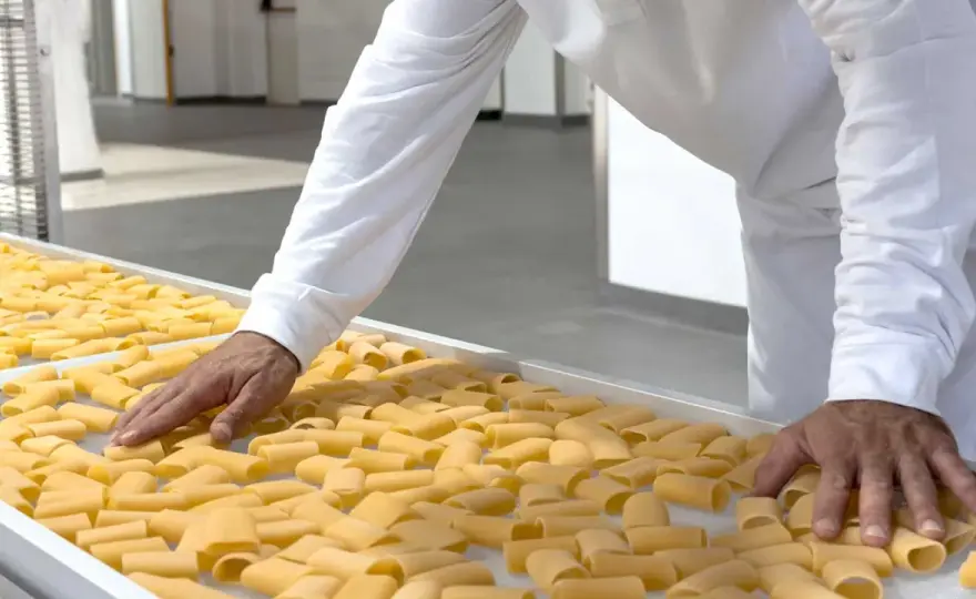 Bella Viola: Gastronomia Gourmet e Prodotti Locali Autentici