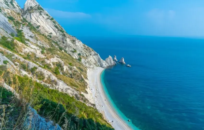 Marche: Vacanze al Mare Economiche - Guida e Località Top