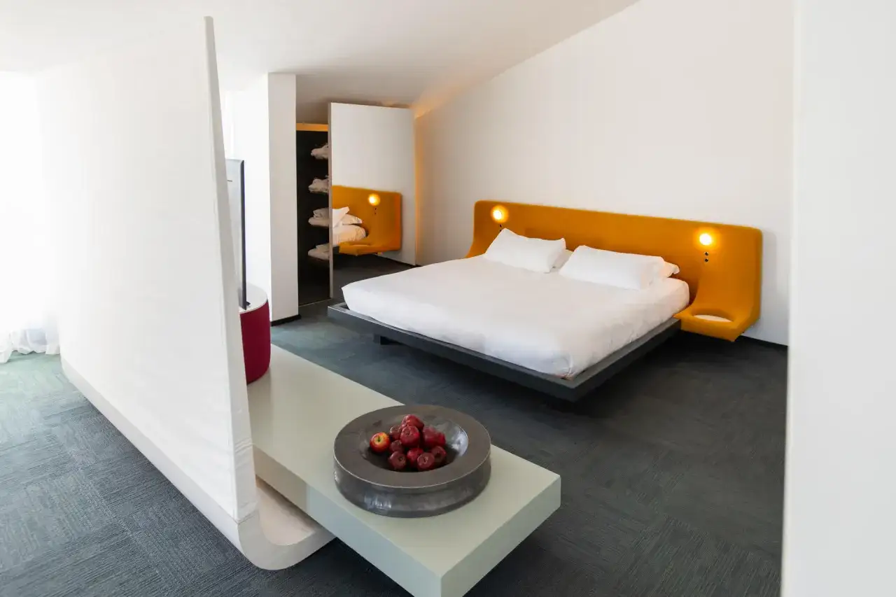 Hotel Ripa Roma camera moderna suite