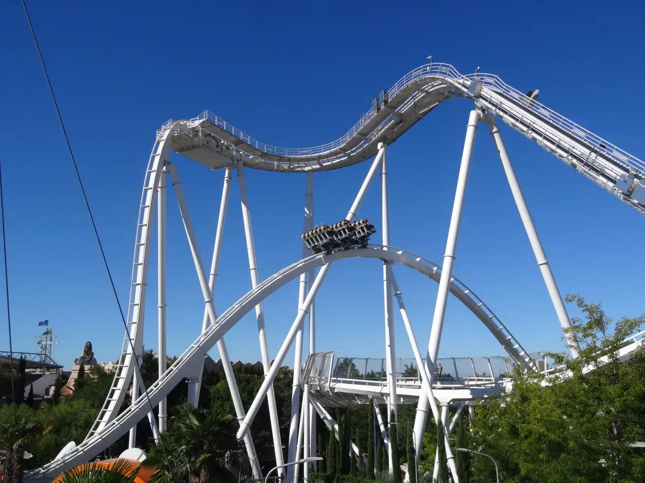 Gardaland Oblivion Raptor roller coaster