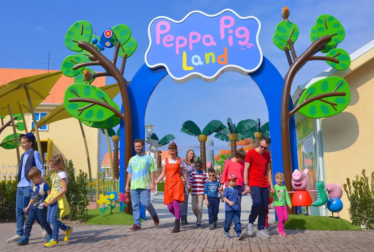 Gardaland Peppa Pig Land Fantasy Kingdom