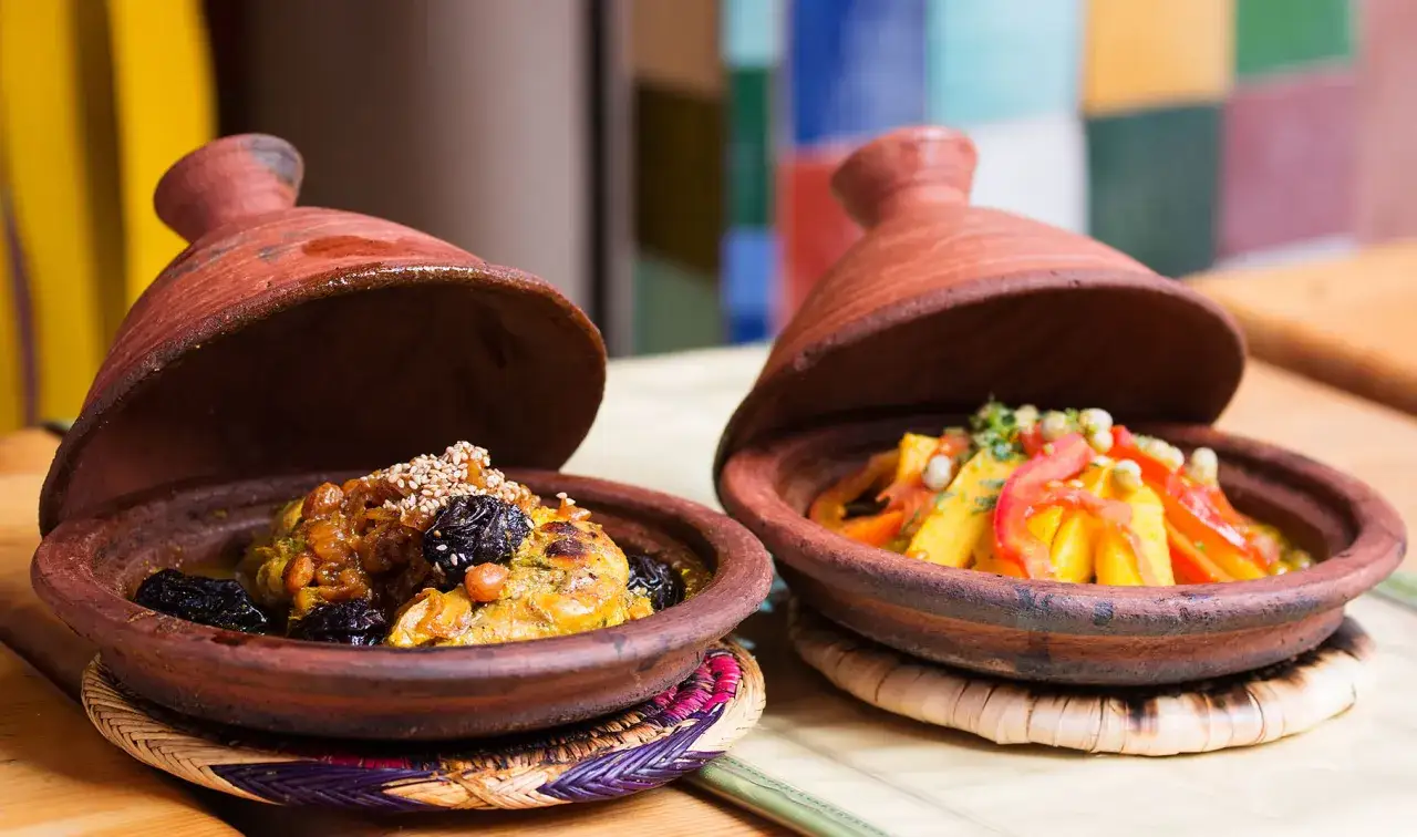 Vassoi di tajine couscous pastilla